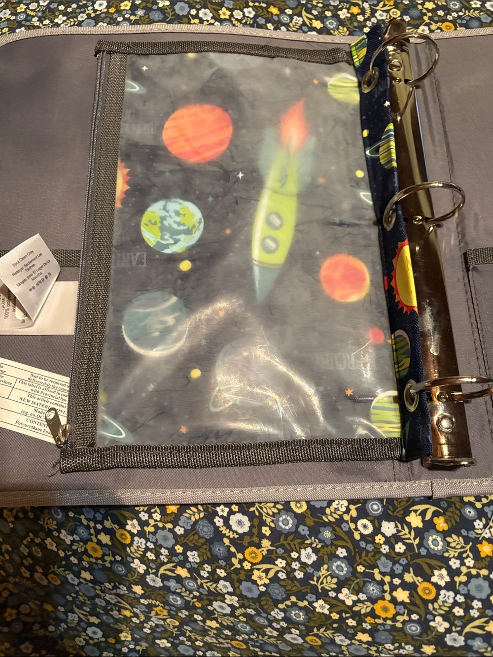 Pottery Barn Kids  Space Planets Binder - Picture 4 of 4